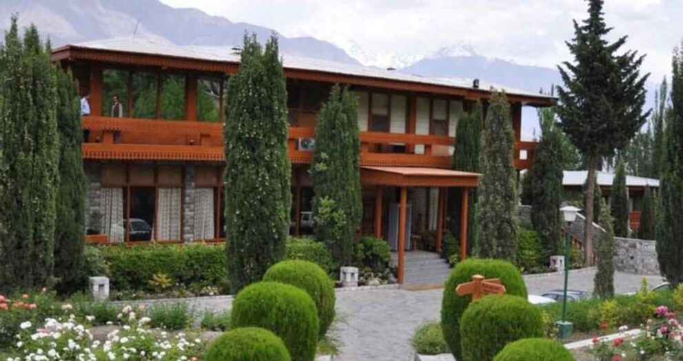 Image of Gilgit serena hotel, which has the newly appointed General Manager of North Serena Hotels Gilgit-Baltistan.