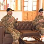 Commander 10 Corps Meets Clerics In Skardu